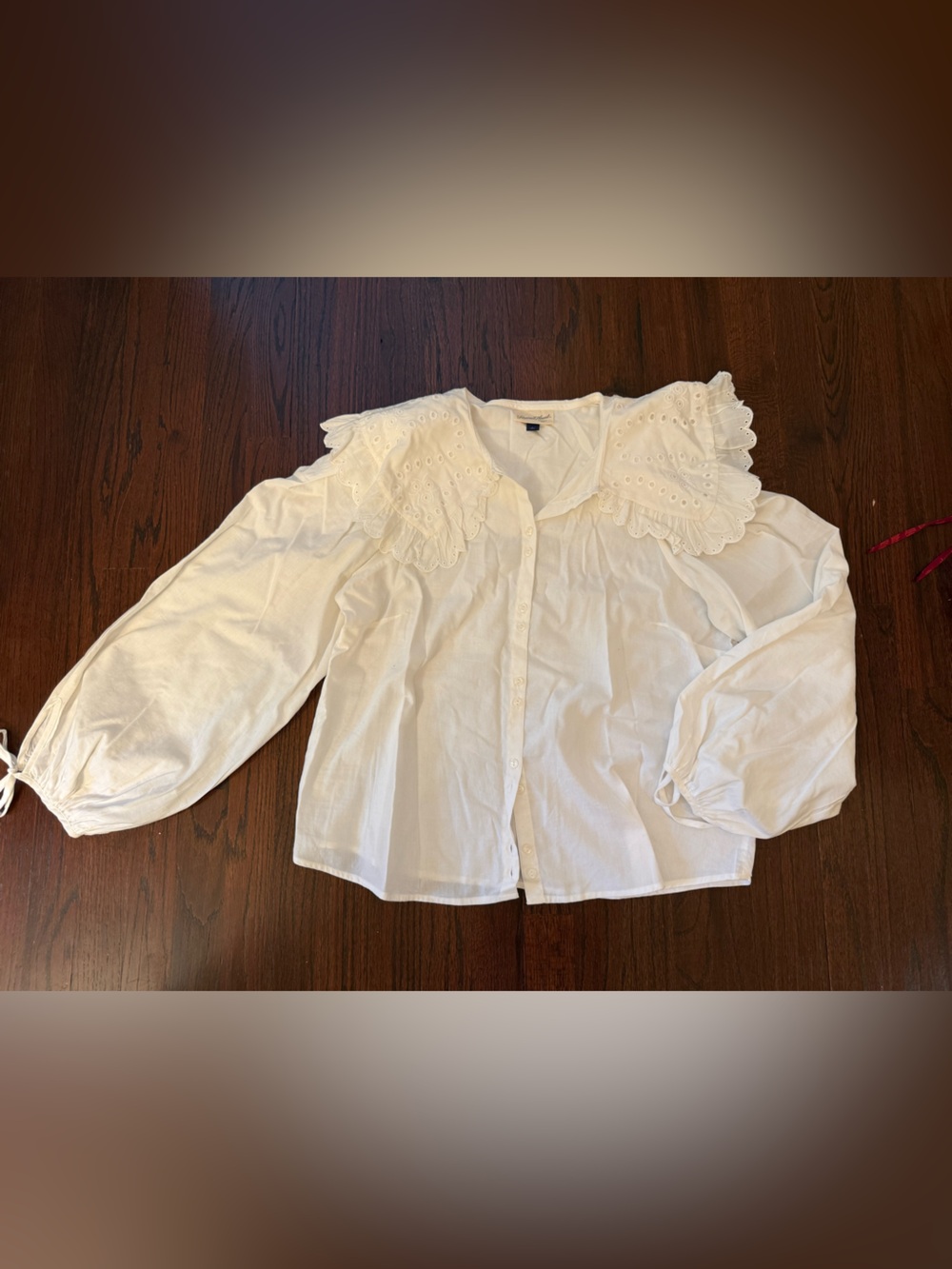 Universal Thread White Eyelet Scallop Collar Button-Up Blouse